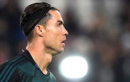 Trình làng phụ kiện mới, Ronaldo trở thành 'trò cười' cho CĐM
