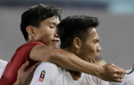 Vì sao Văn Hậu không bị phạt dù kẹp cổ cầu thủ U22 Indonesia?