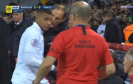 CHOÁNG! Bị thay ra, Mbappe làm 1 hành động kỳ lạ với Tuchel khiến NHM thấy sốc