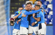 “Sát thủ” Ba Lan lập hattrick, Napoli giành vé vào vòng knock-out Champions League