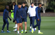 Cầu thủ Chelsea thoải mái đùa vui trong ngày tập luyện, chỉ trừ có một người