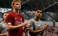 Hàng thủ 'tan nát', đâu là hy vọng cho Liverpool