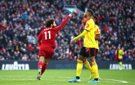 Lập cú đúp siêu phẩm bằng chân phải, Salah giúp Liverpool cán cột mốc 49 trận bất bại