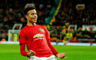 Phản ứng từ Man Utd khi thần đồng nhận đề nghị siêu khủng