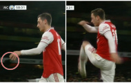 SỐC: Ozil hành xử khó tin khi bị thay bởi sao trẻ