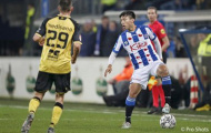 Trợ lý HLV Heerenveen 'nắn gân' Đoàn Văn Hậu sau những sai sót ở trận ra mắt