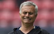 Tottenham thất thủ, NHM Chelsea 'tước đoạt' thương hiệu của Mourinho