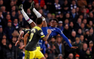 Thua đau, fan Chelsea nổi khùng: 'Tồi tệ! Cậu ta chỉ còn là 1 cái bóng'