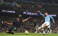 Gabriel Jesus lập cú đúp, Man City bám đuổi quyết liệt với Leicester