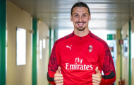12 cầu thủ thi đấu trong 4 thập kỷ liên tiếp: Ibrahimovic, Buffon và ai nữa?