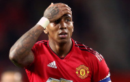 Solskjaer lên tiếng làm rõ tương lai của Ashley Young
