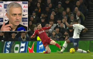 Mourinho: 'Liverpool may mắn khi cậu ta không dính thẻ đỏ'