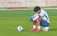 Trụ cột thất thần, ngồi gục 1 chỗ khiến Bayern không khỏi lo lắng