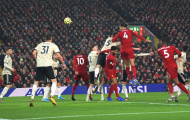 Bạn đã hiểu vì sao Maguire dễ dàng để Van Dijk hạ gục Man Utd?