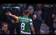 CĐV Man Utd 'mở hội' chứng kiến Fernandes làm loạn