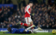 Đẩy kịch tính lên cao trào, Arsenal rượt đuổi tỷ số ngoạn mục cùng Chelsea