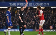 'Tôi đồng cảm với Luiz, cậu ta gặp rắc rối bởi cầu thủ Arsenal đó'