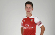 XONG! Arsenal chia tay 'học trò của Iniesta'