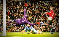 9 hình ảnh không nên xuất hiện với Man Utd thêm nữa: Đừng làm khổ De Gea!