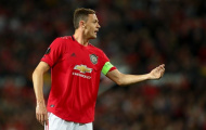 Gary Neville chỉ ra lý do Man Utd phải cay đắng rời cuộc chơi