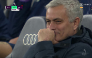 50 sắc thái vui nhộn của Mourinho trước quyết định của VAR và tổ trọng tài