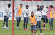 SỐC! Sao Bayern 'vô cảm', cười hả hê khi thấy đồng đội đau đớn trên sân