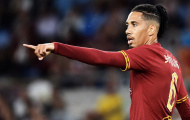 Man Utd ra giá 'rẻ bèo', nhưng Roma khó mua được Smalling