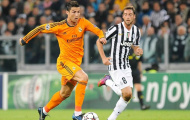 “Thật tiếc, tôi không được chơi bóng cùng Ronaldo”