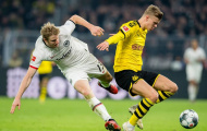 Haaland tiếp tục 'tàn phá' kỷ lục khủng, NHM chỉ còn biết ngả mũ cúi đầu