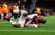 Lacazette có hành động kỳ lạ sau khi giải tỏa cơn khát bàn thắng