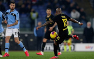 Ashley Young 'khai hỏa', Inter Milan vẫn thất bại trước Lazio