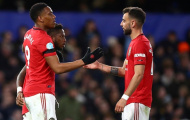 Lập công 'hạ sát' Chelsea, Martial làm điều 'đau lòng' với Fernandes