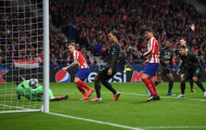 Vì sao Liverpool để thua trong tình huống '8 chọi 4'?