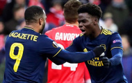 18 tuổi và chỉ đá 4 trận, 'báu vật' Arsenal đã 'tàn phá' Europa League