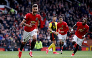 Chỉ 1 hình ảnh gây choáng, Fernandes đủ khiến Pogba hổ thẹn