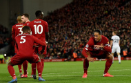 Hay lại còn hên, Liverpool ngược dòng kịch tính trên sân nhà
