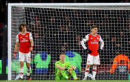 Thua thảm, fan Arsenal điên tiết: 'Tống khứ ngay tên của nợ đó'
