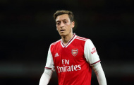 Fan Arsenal phấn khích: 'Mua cậu ta ngay. Sự thay thế lí tưởng cho Ozil'