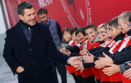 CHÍNH THỨC: Phản đối kế hoạch “Ferguson 2.0”, huyền thoại AC Milan bị sa thải
