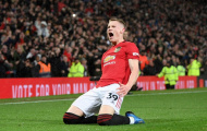 Sút tung lưới Ederson, McTominay 'cà khịa' cực gắt fan Man City