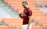 Vừa sa thải huyền thoại, Milan đã nhận cú sốc đầu tiên