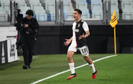 Juventus làm lu mờ virus corona trong một trận cầu kỳ lạ