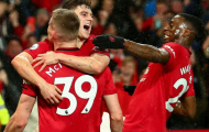 Man Utd thắng oanh liệt, 'Van Persie 2.0' liền xát muối Man City