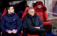 Jose Mourinho và 50 sắc thái ở trận thua Leipzig: Thẫn thờ và bất lực