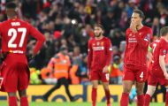 Vừa bị loại, đại họa lại ập đầu Liverpool ở Premier League