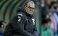 Giữa tâm bão, Marcelo Bielsa lại làm chuyện điên rồ ở Leeds United