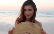 Giữa mùa dịch, nàng WAGs xinh nhất AS Roma hạnh phúc khi được sống ở Rome