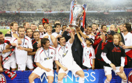 AC Milan lấy trận thắng Liverpool ở chung kết C1 để động viên người hâm mộ