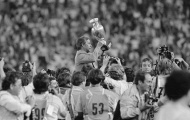 HLV dẫn dắt thế hệ Platini vô địch EURO 1984 qua đời