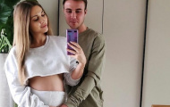 Vợ xinh đẹp của Mario Gotze mô tả cảm giác lần đầu tiên mang thai